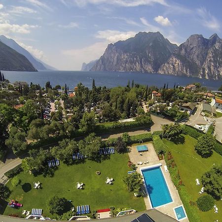 Residence Toblini Torbole Sul Garda Exterior photo