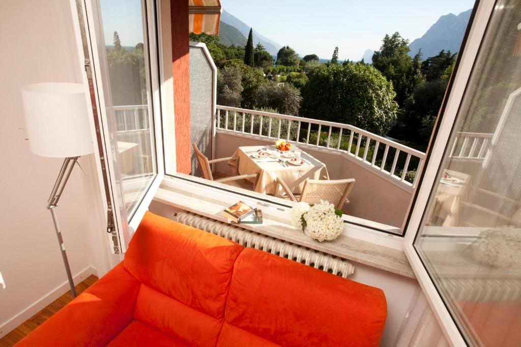 Residence Toblini Torbole Sul Garda Exterior photo